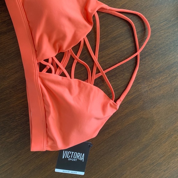 Victoria’s Secret sports bras, brand new - Picture 2 of 5
